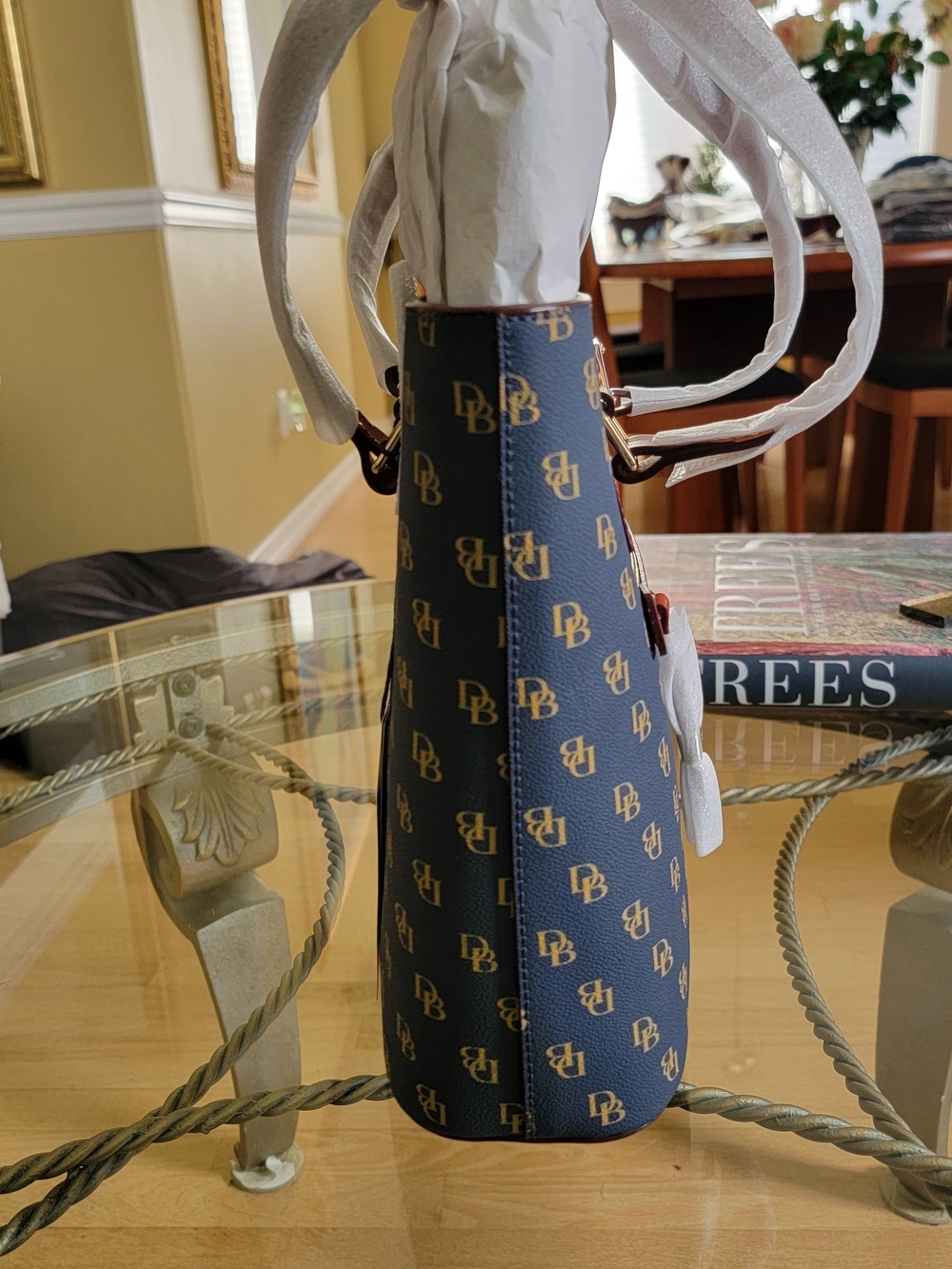 Dooney & Bourke NWT Gretta Navy Shopper Tote - Picture 5 of 12